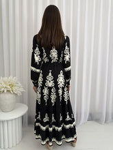 Load image into Gallery viewer, Maxi Dress - Black