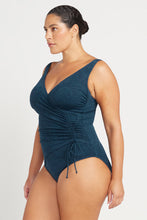 Load image into Gallery viewer, Rembrant Multi Cup One Piece - La Traviata