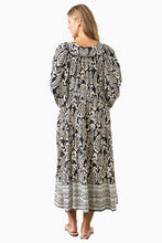 Load image into Gallery viewer, Cuevas Dress - Black