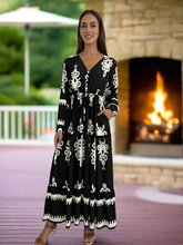 Load image into Gallery viewer, Maxi Dress - Black