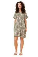 Load image into Gallery viewer, Printed Shift Dress - Green