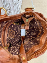 Load image into Gallery viewer, Vessa Tote - Oak