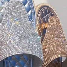 Load image into Gallery viewer, Close-up of hemp rope heel and silver shimmer