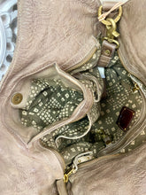 Load image into Gallery viewer, Wilder Tote - Mud Olive