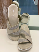 Load image into Gallery viewer, Skye Slides - Beige