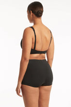Load image into Gallery viewer, Eco Essentials Katie Boy Leg Pant