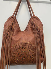 Load image into Gallery viewer, Wilder Tassel Tote - Oak