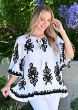 Load image into Gallery viewer, Damask Ruffled Hem Top - White