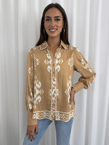 Carla Shirt - Beige/White
