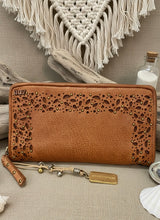 Load image into Gallery viewer, Piazza Zip Wallet - Honey