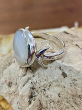 Load image into Gallery viewer, Triple Goddess Ring - Mother Of Pearl