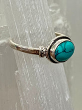 Load image into Gallery viewer, Turquoise Oval Sterling Silver Ring