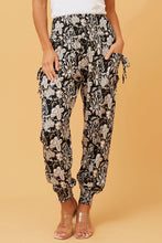 Load image into Gallery viewer, Printed Harem Pants