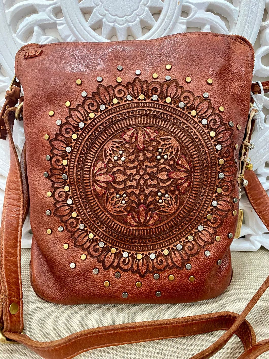 Cosmo Crossbody Bag - Tan