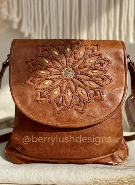 Kali Shoulder Bag - Oak