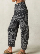 Load image into Gallery viewer, Bandana Barrel Jeans - Black