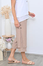 Load image into Gallery viewer, 3/4 Side Button Layered Beach Pant - Mocha