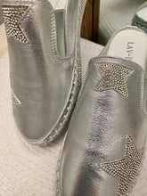 Load image into Gallery viewer, Satin Slides with Star - Silver