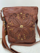 Load image into Gallery viewer, Goa Crossbody Bag - Oak