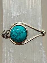 Load image into Gallery viewer, Turquoise Round Feather Sterling Silver Ring