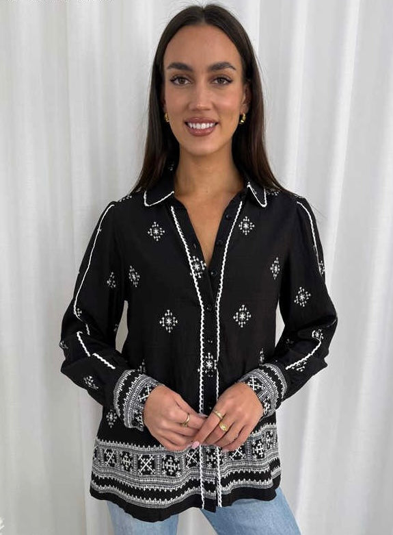 Carla Shirt - Black/White