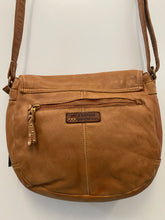 Load image into Gallery viewer, Palais Shoulder Bag - Honey