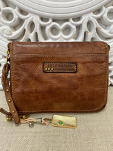 Load image into Gallery viewer, Veronica Wallet - Oak