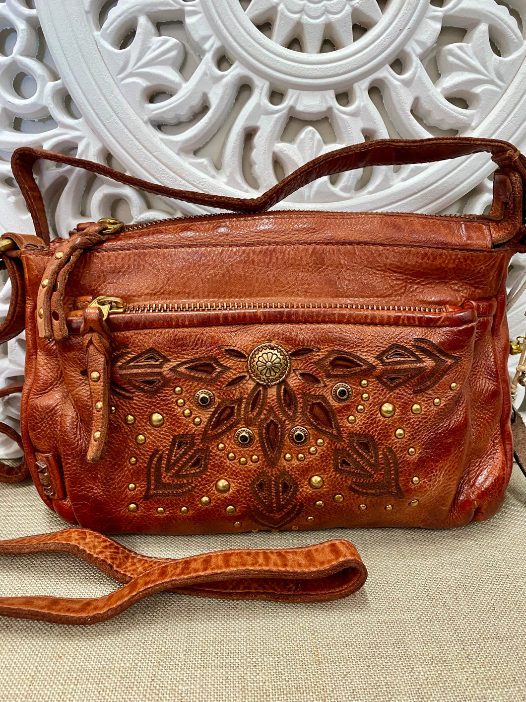 Kadia Pocket Crossbody - Tan