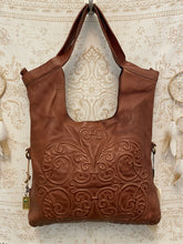Load image into Gallery viewer, Corella Tote - Brandy