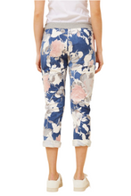 Load image into Gallery viewer, Janja Floral Jogger Pants