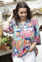 Load image into Gallery viewer, Frill Neckline Top - Ikebana