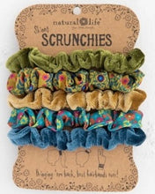 Load image into Gallery viewer, Mixed Scrunchies Set 5 - Green Gold