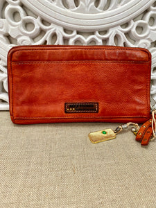 Wallis Wallet - Rust