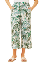 Load image into Gallery viewer, 7/8 Printed Wide Leg Pants - Leaf Print