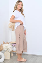 Load image into Gallery viewer, 3/4 Side Button Layered Beach Pant - Mocha