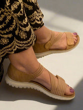 Load image into Gallery viewer, Sirena Sandals - Camel