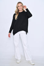 Load image into Gallery viewer, Round Neck Jumper - Black