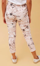 Load image into Gallery viewer, Floral Joggers