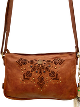 Load image into Gallery viewer, Kadia Crossbody - Tan