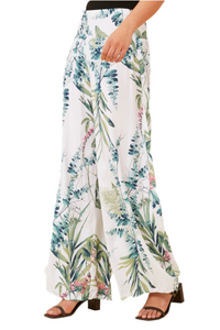 Flowy tropical pants in viscose with elastic shirred waist – boho resort wear