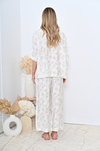 Load image into Gallery viewer, Wide Leg Pant - Beige Print