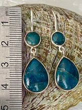 Load image into Gallery viewer, Apatite gemstone drop earrings with blue-green stones, artisan made in Bali.