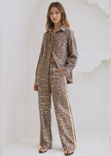 Load image into Gallery viewer, Button Down Denim Shacket - Leopard
