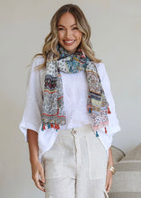 Load image into Gallery viewer, Contrast Print Scarf With Tassels