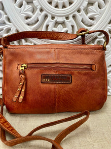 Kadia Pocket Crossbody - Tan