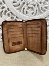 Load image into Gallery viewer, Veronica Wallet - Taupe