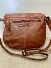 Load image into Gallery viewer, Silva Shoulder Bag- Oak