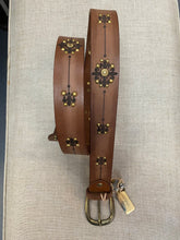 Load image into Gallery viewer, Nindil Leather Belt - Oak