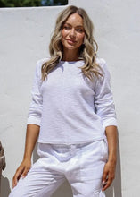 Load image into Gallery viewer, Le Basic Top - White