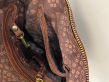 Load image into Gallery viewer, Goa Crossbody Bag - Oak